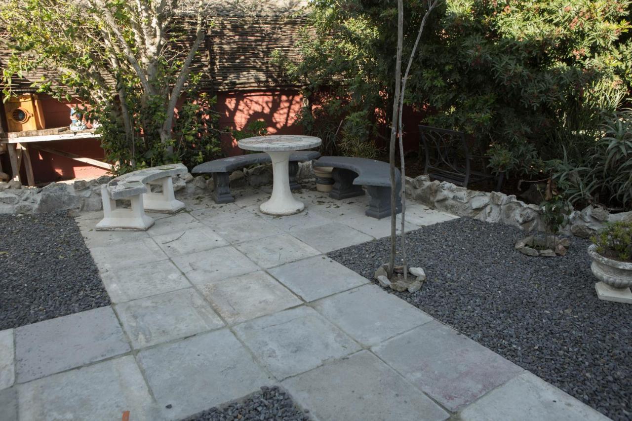 Peaceful 1-Bedroom Flatlet, 10 Min From The Beach 케이프타운 외부 사진
