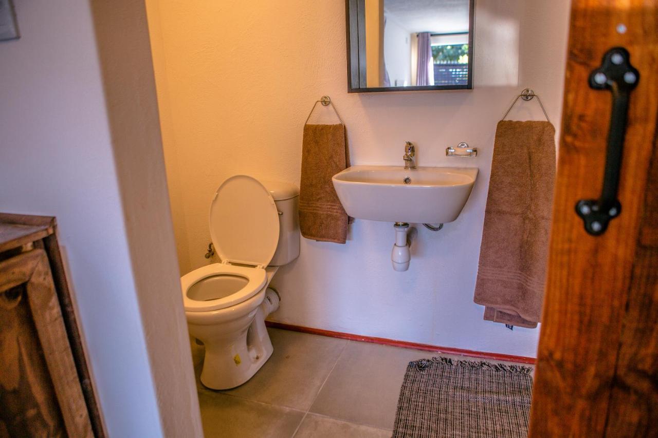 Peaceful 1-Bedroom Flatlet, 10 Min From The Beach 케이프타운 외부 사진